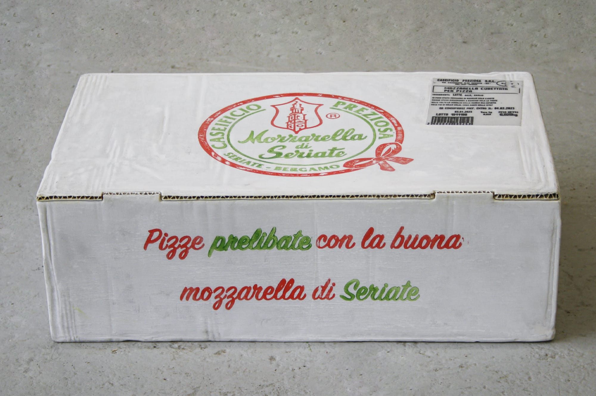 Luca_Resta-Works-MONUMENTS-HOLDER-Mozzarella_di_Seriate-1.jpg
