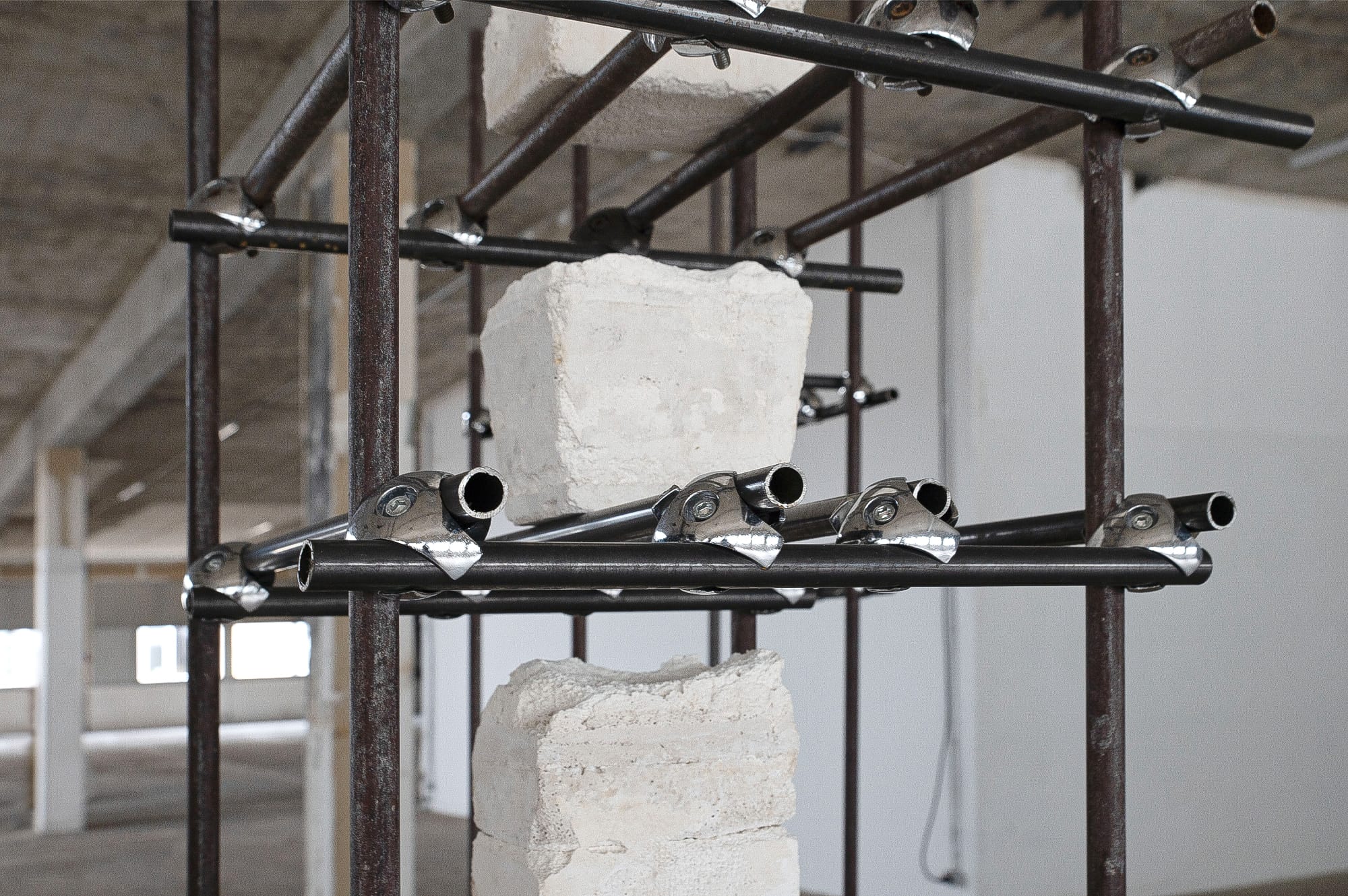 Luca_Resta-Works-MONUMENTS-Tenemit_Brancusi-003.jpg